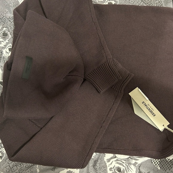 Essential’s Fear of God Knit hoodie - Picture 6 of 7